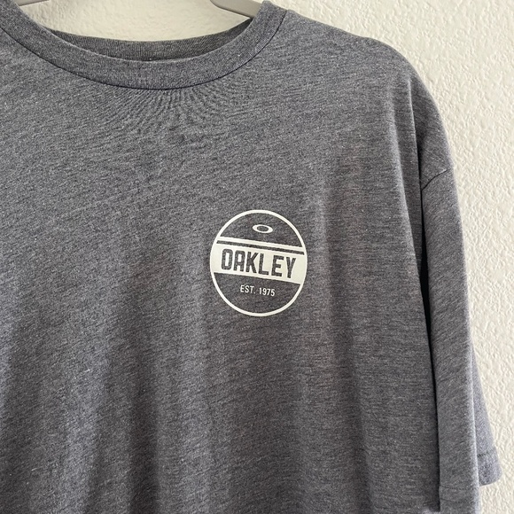 OAKLEY | Casual Est 1975 Iconic Logo Short Sleeve Tee in Grey | Size XXL - Picture 2 of 10
